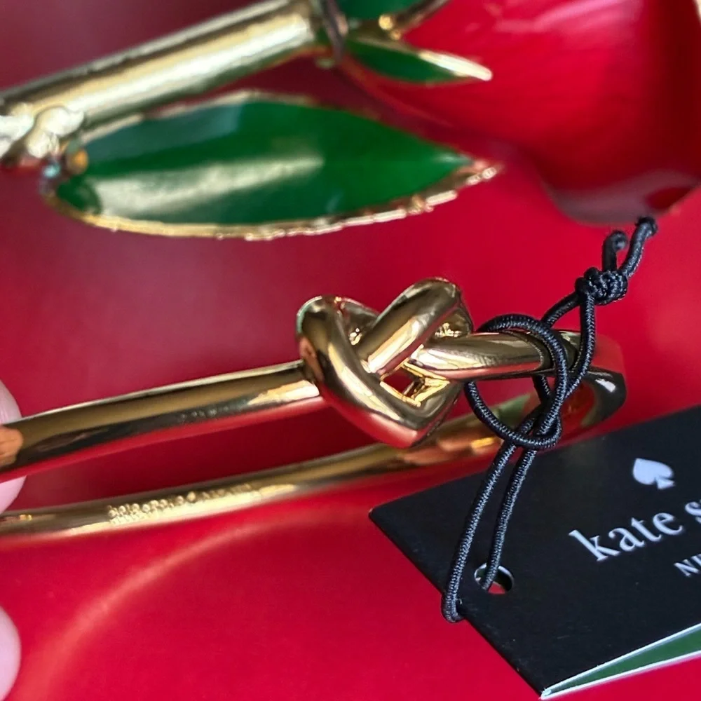 KATE SPADE Bracelet,Kate Spade Shiny Gold Knot Bracelet